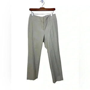Chico’s ultimate fit  4 short khaki getaway Westwood pants capsule wardrobe
